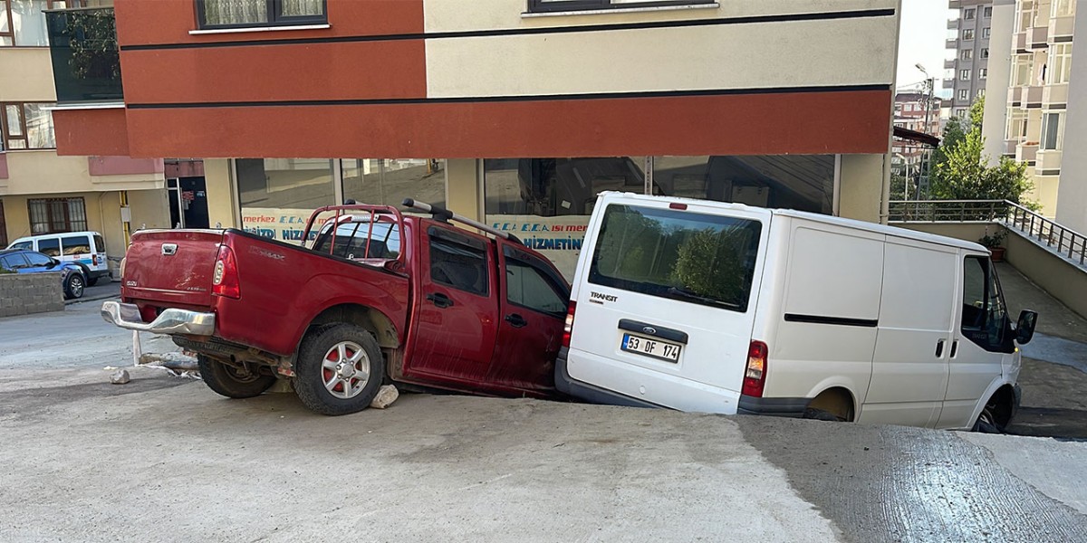 Rize' de Freni Patlayan Hafif Ticari Araç Ortalığı Birbirine Kattı: 2 Yaralı