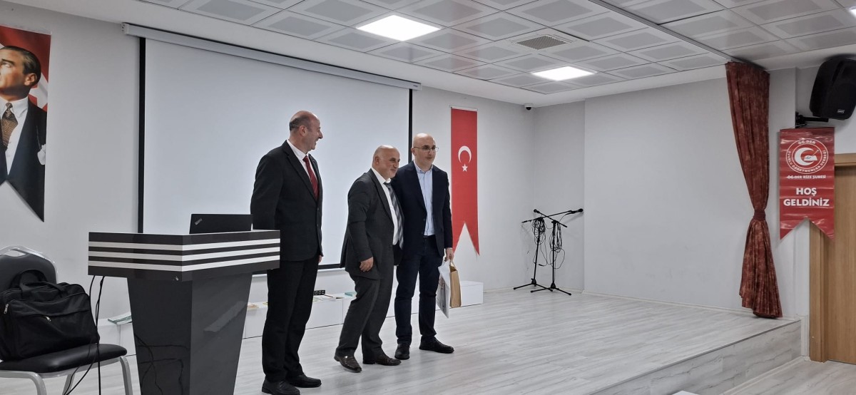 ÖĞDER Rize Şubesinden Okuma Alışkanlığı Üzerine Anlamlı Konferans