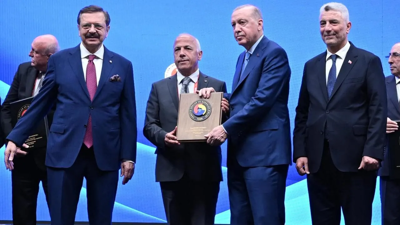 Akyürek’e Cumhurbaşkanından Anlamlı Ödül