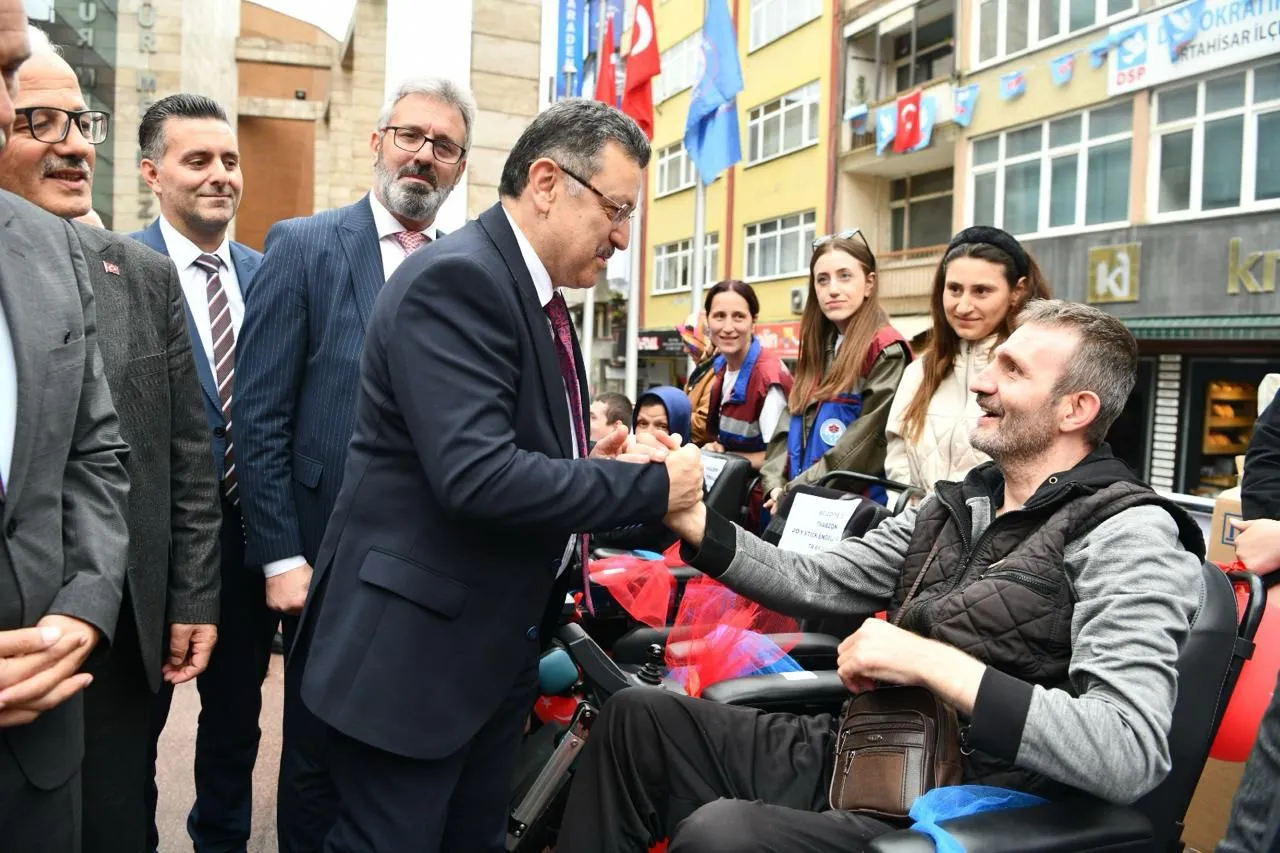 BÜYÜKŞEHİR'DEN ÖZEL BİREYLERE KAPSAMLI DESTEK