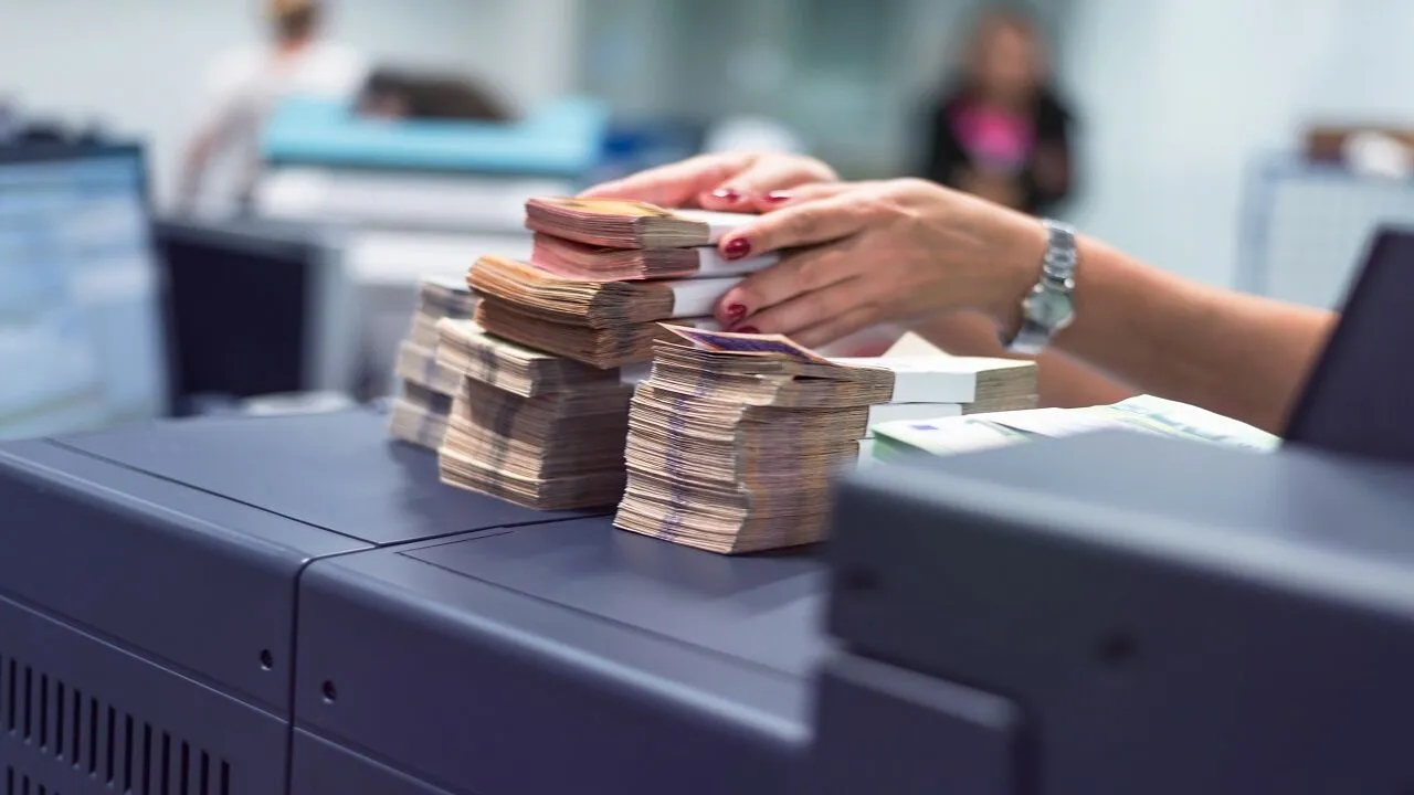 Emekliye ek ödeme nedir? Emekli ek ödemesi ne zaman yatacak? Emekliye ek ödeme ne kadar olacak?