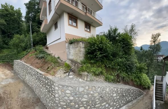 Salaha Belediyesi'nden Afet Sonrası Koruma Çalışması: Sırt Kasarcılar Mahallesi'nde İstinat Duvarı Tamamlandı