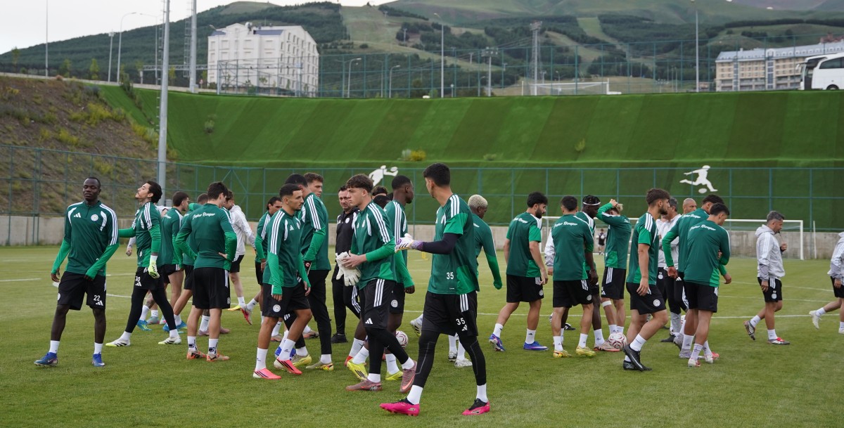 Çaykur Rizespor Salonda Çalıştı