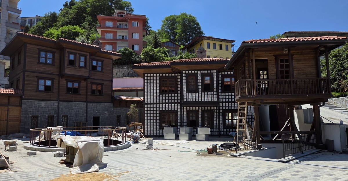Rizenin Kültür ve Sanat Merkezi Yükseliyor.