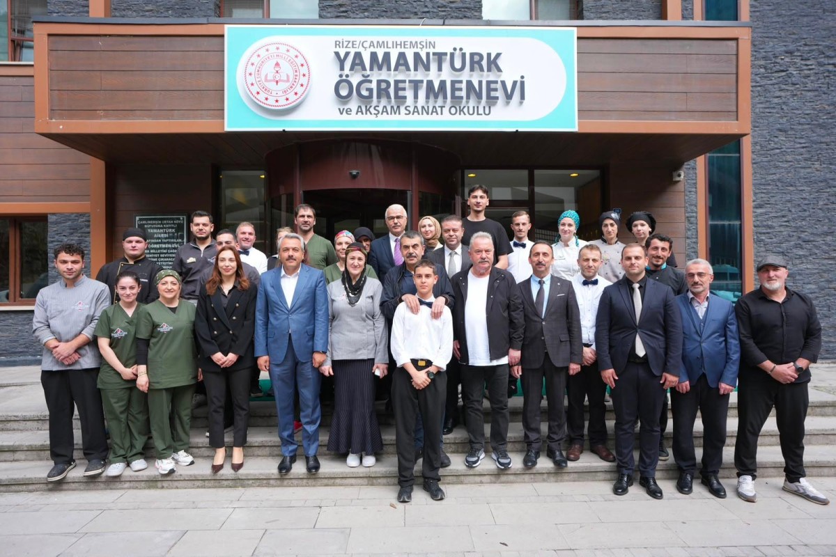Bakan Yusuf Tekin Başkanlığındaki Dev Eğitim Kampı Yamantürk Öğretmenevi'nde Gerçekleşti