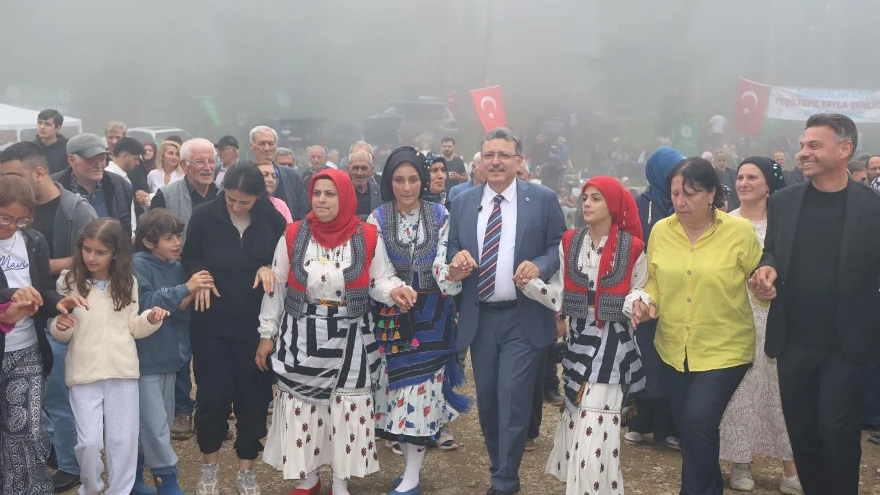 BAŞKAN GENÇ'TEN ÖRNEKALAN'A YOL MÜJDESİ
