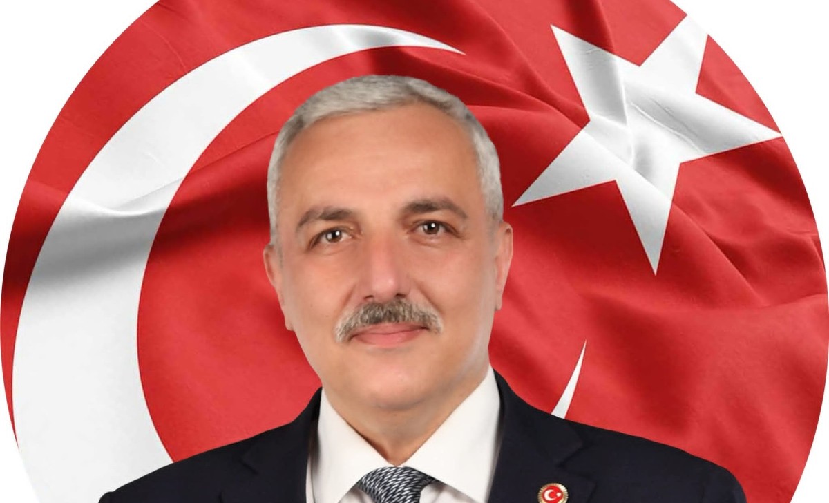 Çamlıhemşin’de Mhp’de Yeni Dönem! Vedat Kesici İlçe Başkanı Oldu