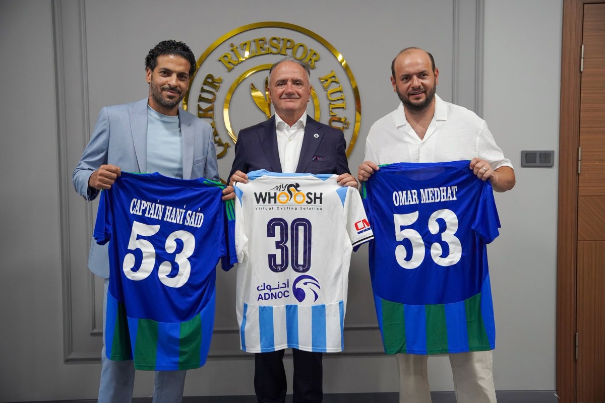 Çaykur Rizespor’dan Pyramids FC Yöneticilerine Rize Çayı ve Forma Hediyesi