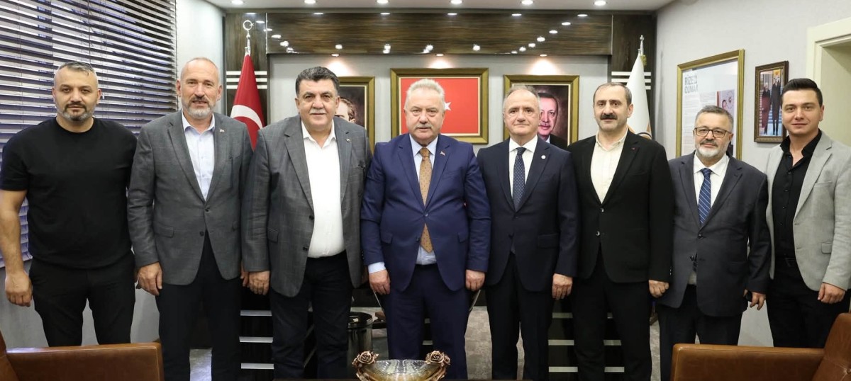Siyaseti Futbola Karıştırırsan Sonucuna Katlanırsın