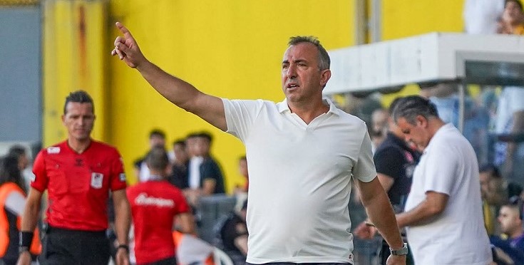 Recep Uçar: Oyuncularımı Yürekten Kutluyorum