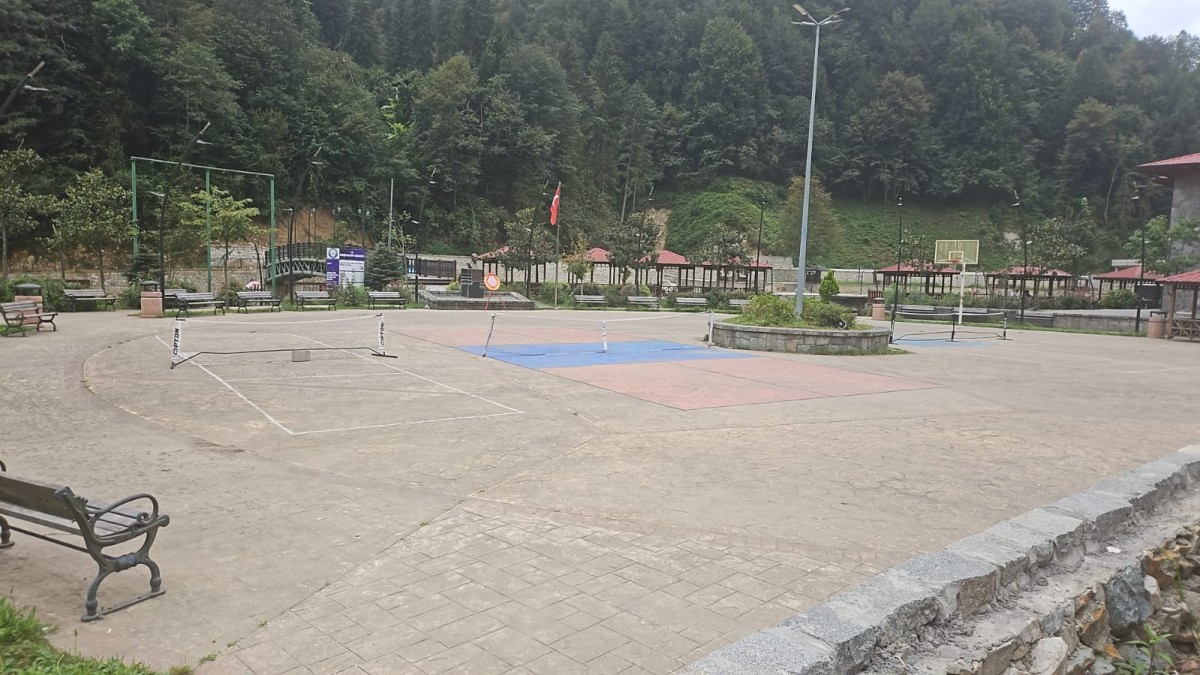Hemşin’de “Küçük Bir İlçe, Büyük Bir Hayal”: PİCKLEBALL Hemşin