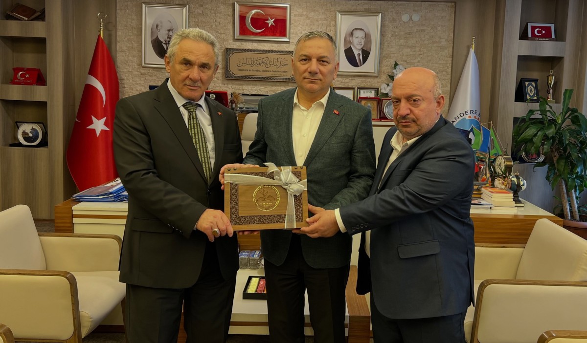 Kalkandere Vakfı’ndan Başkan Mehmet Yılmaz’a Ziyaret