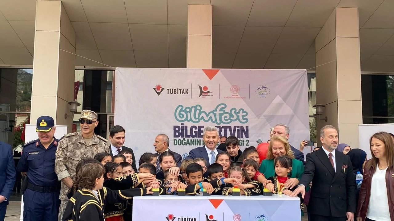 Artvin’de Bilim Atölyeleri Kapılarını Açtı