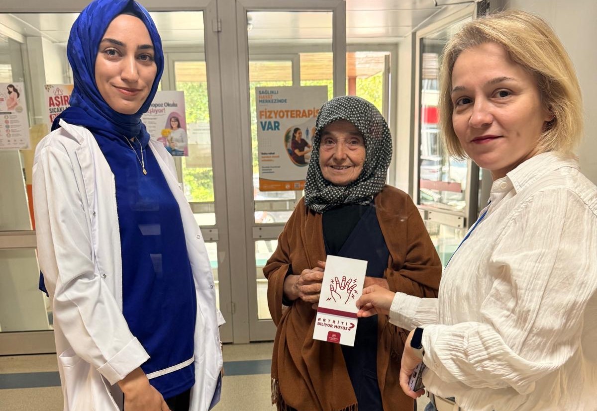 Dünya Artrit Günü’nde Erken Tanı ve Hareketli Yaşam Vurgusu