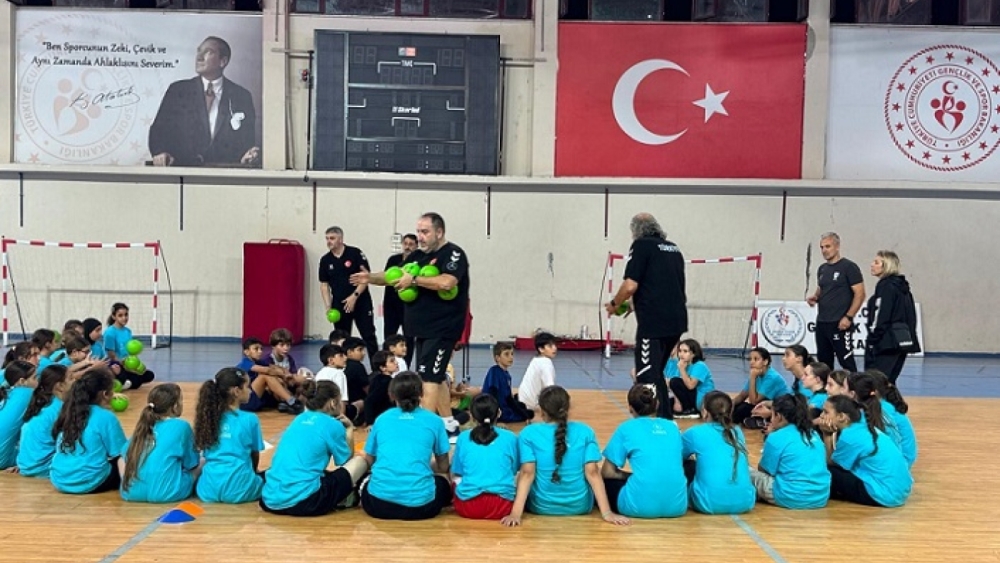 Trabzon ve Rize’de Hentbolun Geleceği Aranıyor: 282 Çocuk Yetenek Taramasına Katıldı