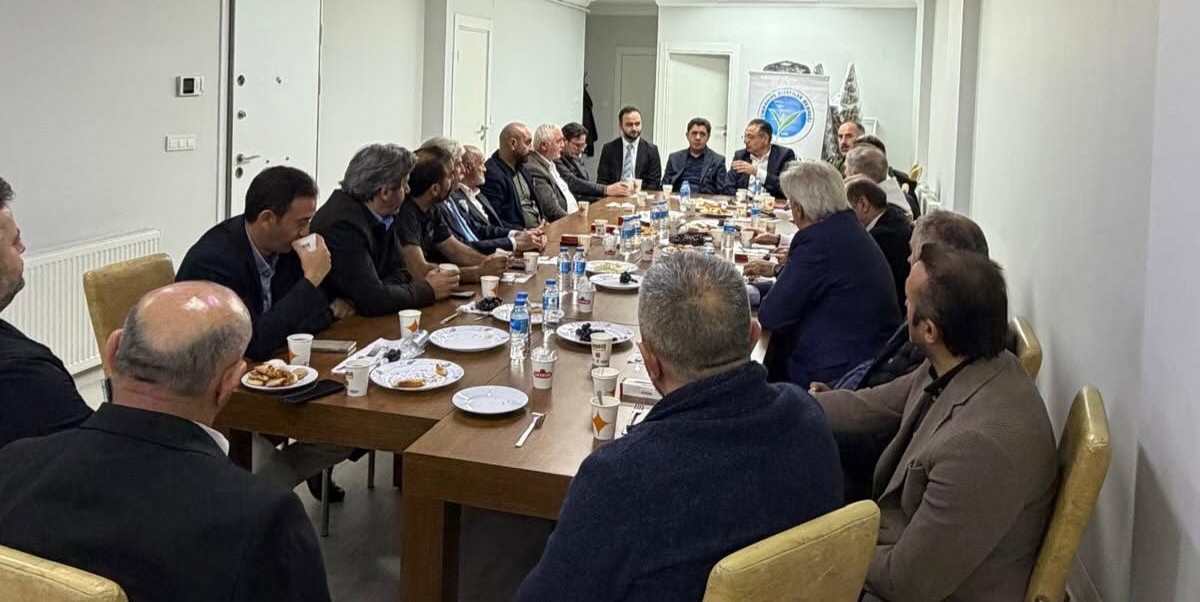 Rize Salarha Deresi Vakfı’ndan Ümraniye’de Hemşehri Buluşması