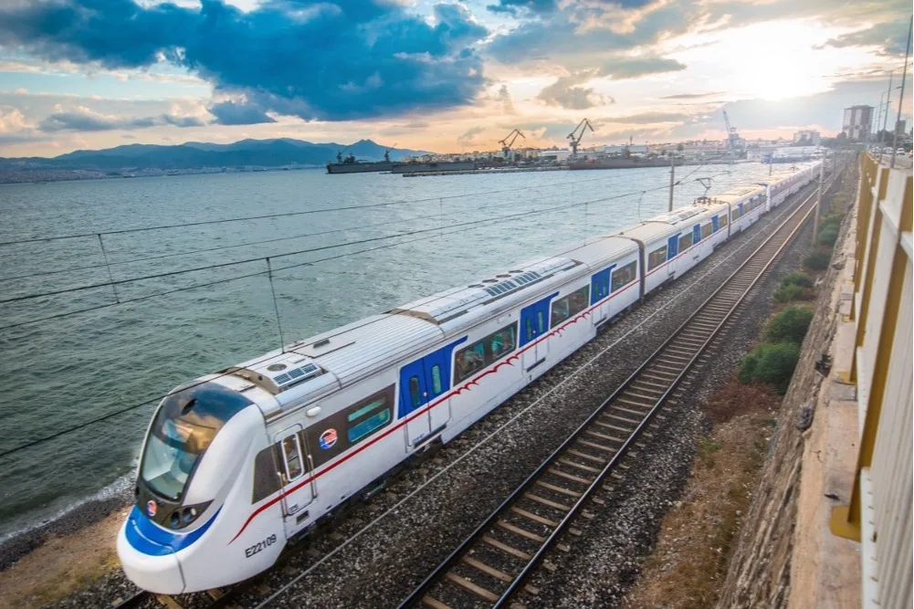 İzmir’de bayramda toplu ulaşımda özel düzenleme